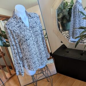 Express Monochrome Snake Pattern Button-Down Shirt